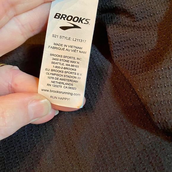 ✨Brooks Sprint Free Short Sleeve Shirt✨ - Picture 6 of 11